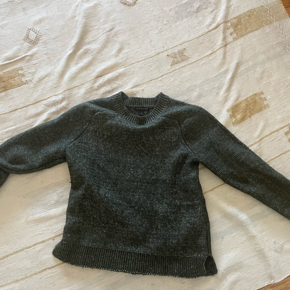 New Banana Republic pullover sweater size S in mallard green.